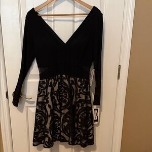 Xscape Black and Cream Long Sleeve Dress